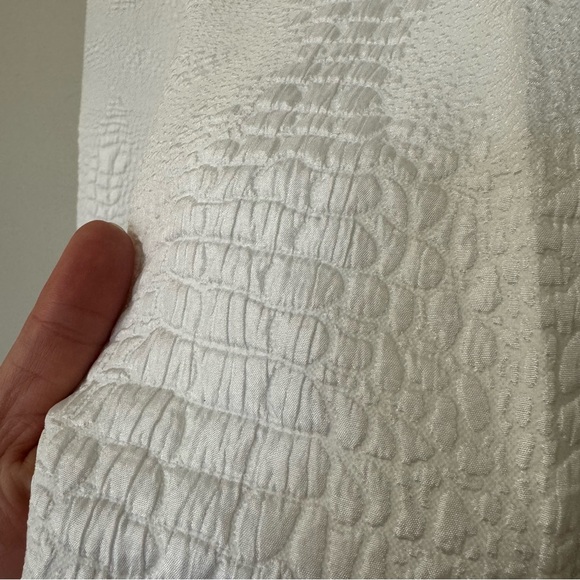 Black Label by Chicos Alabaster Crocodile Easy Pant—12 - Picture 10 of 14